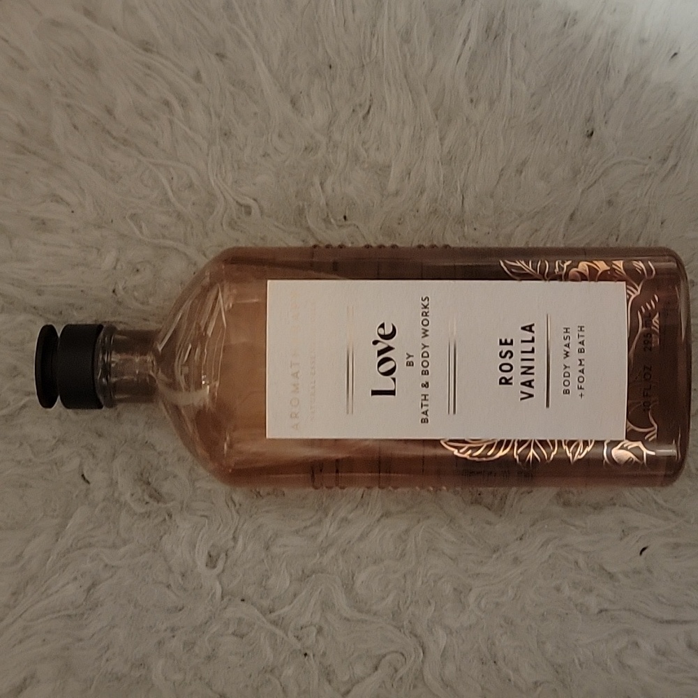 Love body wash from Bath and Body works